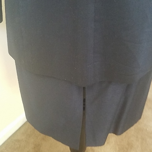 Partage' Dark Blue Suit - Picture 4 of 7